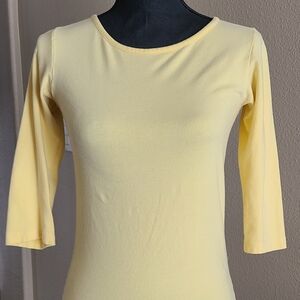 Lilly Pulitzer Light Yellow Scoop Neck Long Sleeve Tee